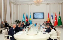 Туркменистан подключился к литературным проектам ТЮРКСОЙ в Андижане