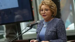 Матвиенко потребовала, чтобы россияне к 35 годам рожали как минимум трёх детей