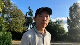 香港“47人案”前议员胡志伟向BBC中文谈伦敦机场风波：仅获“入境保释”，面临遣返