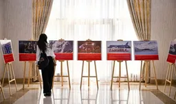 В Ашхабаде открылась фотовыставка о развитии и модернизации Китая