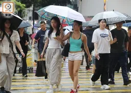 多雲間中有驟雨及幾陣雷暴　最高29°C