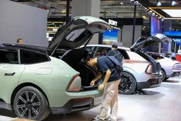 7月中国新能源汽车新车销量占比首次突破60%