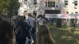 В Москве прекратили выдавать бумажные бюллетени на фоне превысившей 50% явки на выборах в Думу