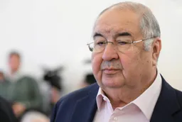 Франция призвала снять санкции с Алишера Усманова