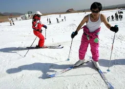 男子滑雪場挨撞遭索償　法院駁回訴訟
