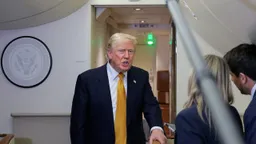 Трамп заявил о намерении исключить Сирию из списка спонсоров терроризма
