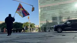 西藏男子于联合国总部外自焚 抗议中国民族团结法