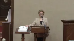 Депутаты Курултая дали присягу