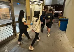 秀茂坪公屋單位檢20萬毒品　拘2男女