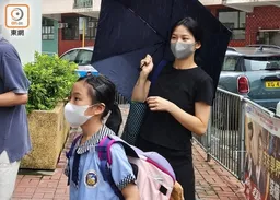 開學日遇上1號風球　無阻學子上學