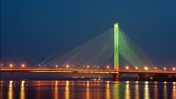 Россия снова нанесла удар по одному из ключевых мостов через Днепр в Киеве