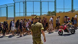 Срочная новость.
    Испания начала уголовное расследование массового прорыва мигрантов в Сеуту