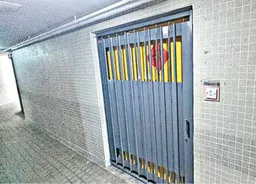 男死者家中播歌嘈惹不滿　曾遭樓下返夜班住戶拍門