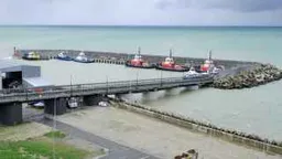 Крупнейший нефтяной порт России на Черном море остановился после атаки БПЛА