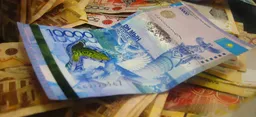 Теңге может получить поддержку из-за рубежа: при чем здесь новый рейтинг Казахстана