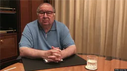 Франция выступила за снятие санкций с миллиардера Усманова. СМИ сообщают о давлении Баку и Астаны