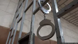 Мужчина открыл стрельбу в здании ТЦК в Киеве, шесть человек ранены