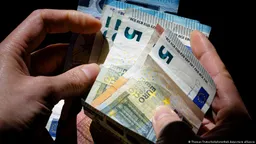 告别“只收现金” 德国拟强制商家提供电子支付选项
