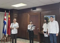 美制裁古巴駐華武官　華援古巴太陽能設備