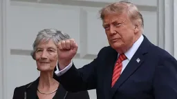 Трамп назвал объединение Ирландии «классным». Как на это отреагировали в Дублине, Лондоне и Вашингтоне