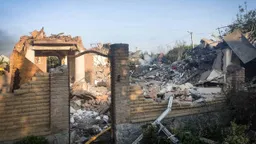 Россия ударила авиабомбами по Сумам. Три человека погибли