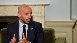 Хаддад: Франция отвергнет экстремизм и Ле Пен на президентских выборах