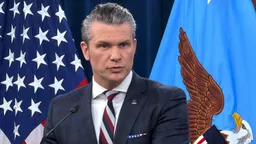 Глава Пентагона ответил на слухи о планах стать преемником Трампа