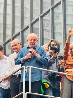 卢拉逆势连任，巴西何以有为？