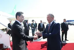 Президент Туркменистана приехал в Кыргызстан на встречу глав государств ЦА