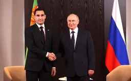Путин поздравил С.Бердымухамедова с днем рождения. В ответ его поздравили с успешным проведением выборов