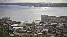 Лиссабон признан лучшим городским и круизным направлением Европы 2026 года
