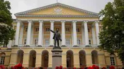 Власти Петербурга пустят «под нож» социальные расходы и увеличат выплаты участникам «СВО»