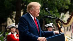 Трамп запустил круглосуточную трансляцию своих видеороликов на YouTube после бойкота СМИ