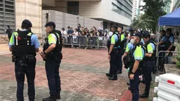 支联会煽颠罪成 辩方称属「情节较轻」 望李卓人和何俊仁判刑後即可获释