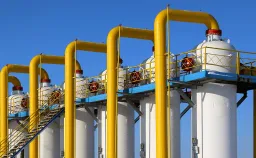 Путин продлил указ о порядке оплаты российского газ�� для до апреля