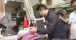 勘災遇志工暈眩坐地 蔣急叫救護車協助就醫