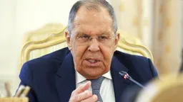 «Мы сейчас на единственно правильном пути». Лавров заявил студентам, что при их жизни нормальных отношений с Западом у России не будет