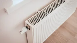 Отстали от климатической нормы: когда в Москве включат отопление