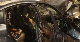 北市市民大道高架火燒車 車被燒到焦黑