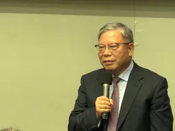 臻鼎董座沈慶芳：AI基礎建設剛開始 ABF缺貨3年內不易舒緩