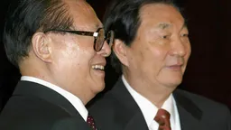朱镕基功过相抵？