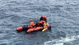 影／基隆望幽谷泰籍男撿手機失足落海 漂海撐半小時獲救