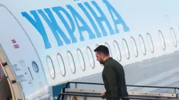 Зеленский заявил, что Россия пыталась сбить его самолет дважды за последнюю неделю