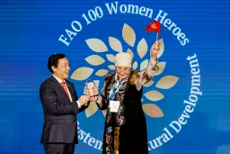 Раиса Тологонова из Кыргызстана вошла в число 100 выдающихся женщин-фермеров мира