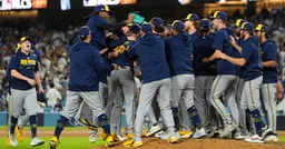 MLB／釀酒人橫掃道奇完成復仇！44年來首闖世界大賽