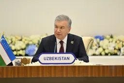 Мирзиёев освободил от должности советника, который много лет работал в его команде
