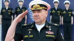 Полки дронов, 500-тонный беспилотник и «Нахимов»: главком ВМФ рассказал о будущем флота
