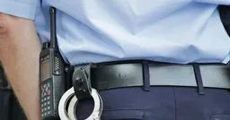為買手機爆爭執！印度19歲男負氣跳崖 一家三口全慘死