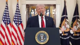 «Разбомбим к чертовой матери». Трамп пригрозил нанести удар по Оману, если он «будет мешать» переговорам с Ираном