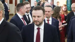 Орешкин назвал финансовое состояние России абсолютно устойчивым